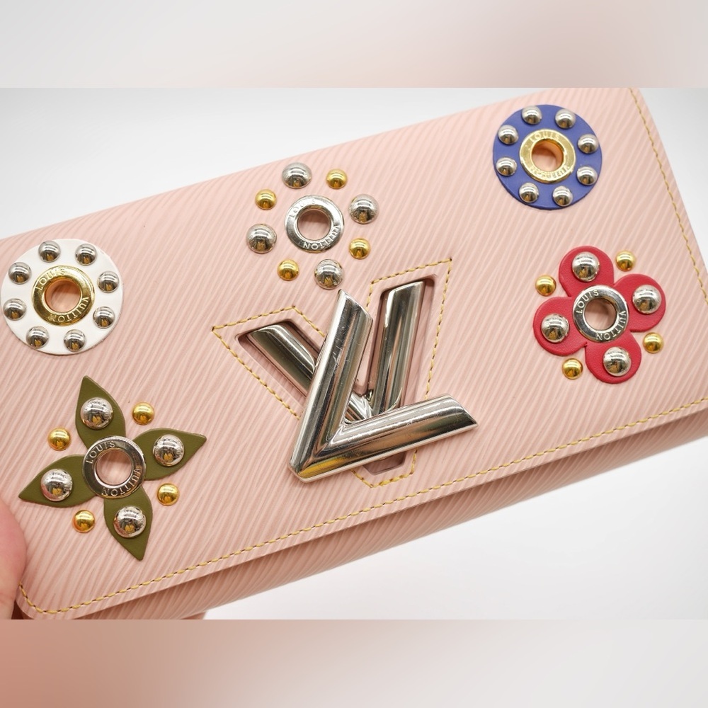 🍓LV TWIST Limited Edition Wallet TN4196 - Picture 11 of 16